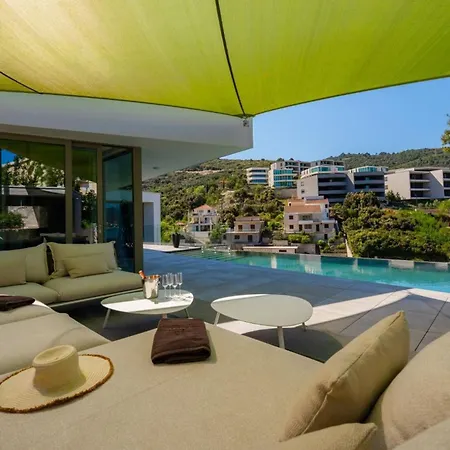 Luxury Seafront Aman With Pool Villa Korčula