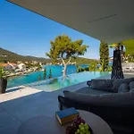 Luxury Seafront Aman With Pool Vila Korcula Town