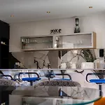 Villa Luxury Seafront Aman With Pool