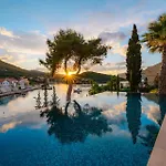 Vila Luxury Seafront Aman With Pool Korcula Town