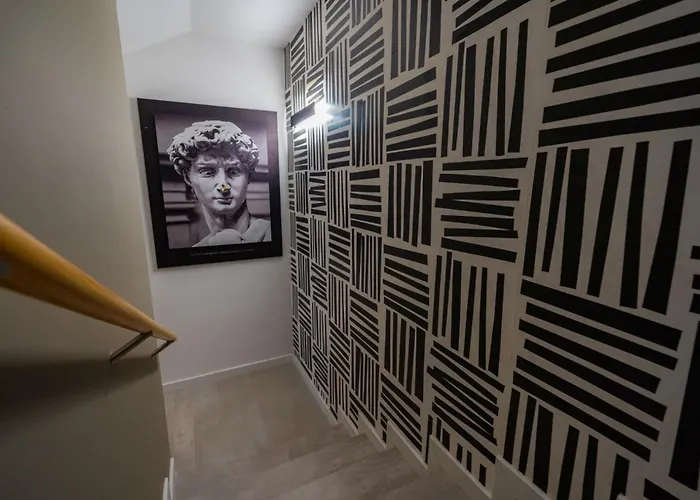 Luxury Seafront Aman With Pool